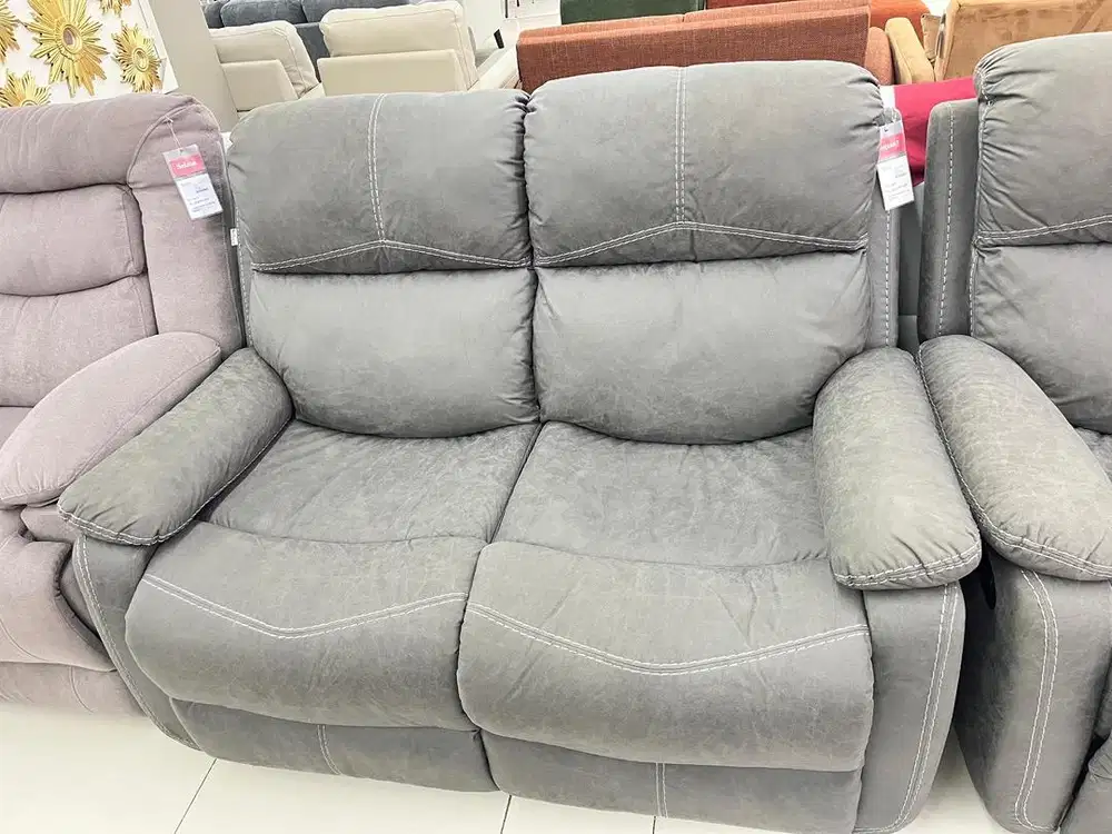 Nathan sofaset recliner