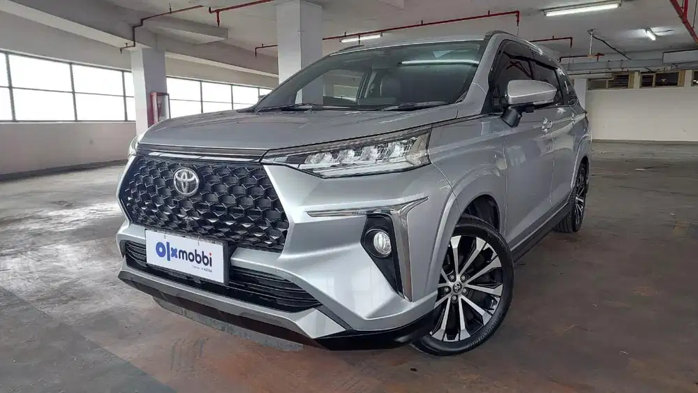 TDP 1 JUTA Toyota Avanza 1.5 Veloz Q Bensin-AT 2023 Silver C2PUA
