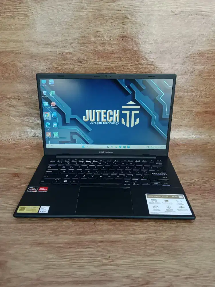 Laptop Asus Vivobook Go 14 Slim AMD Ryzen 3 (7000) Ram 8 GB Siap pakai