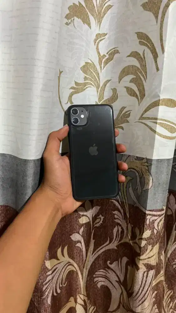 iPhone 11 128 GB inter Beacukai