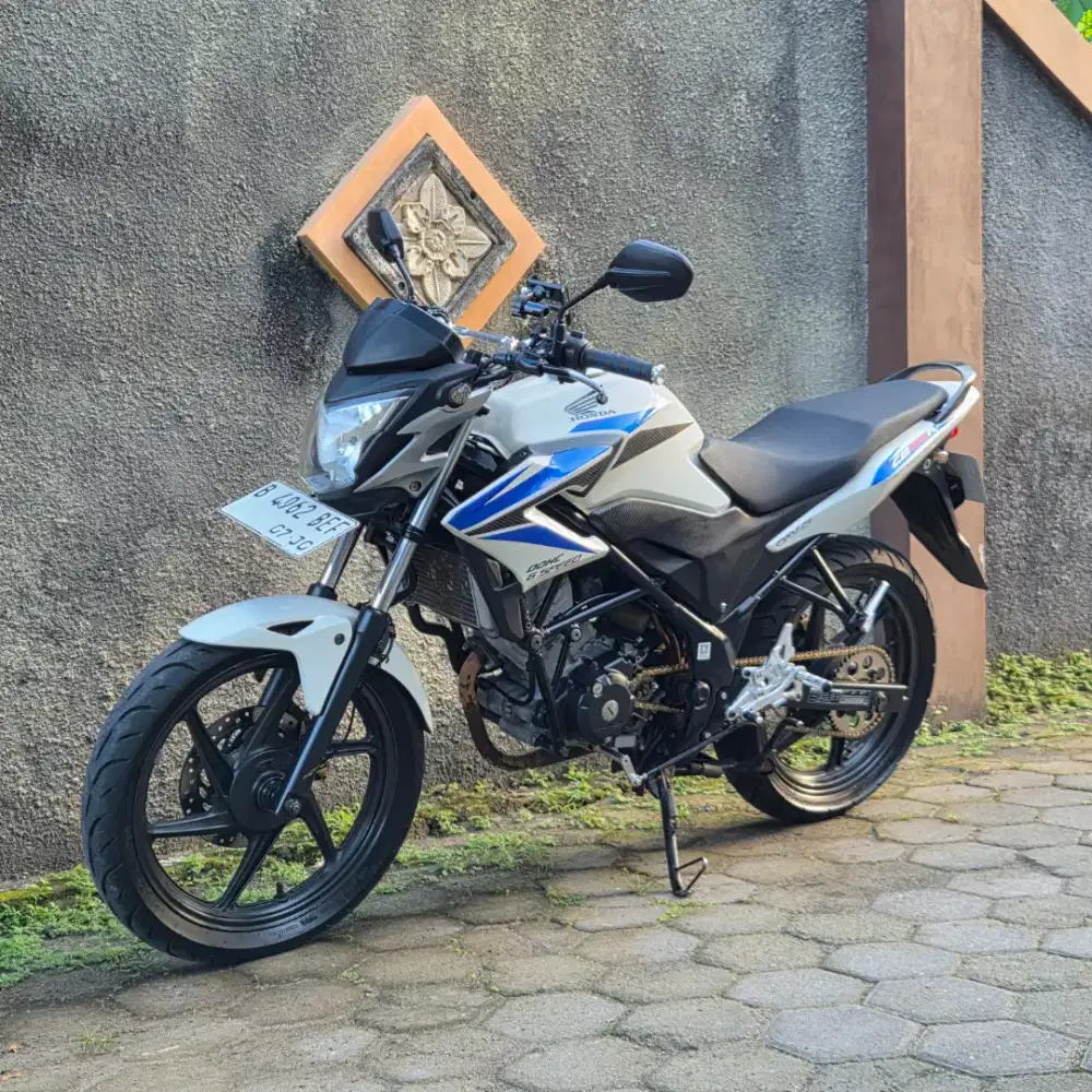 Honda CB150R K15 2014
