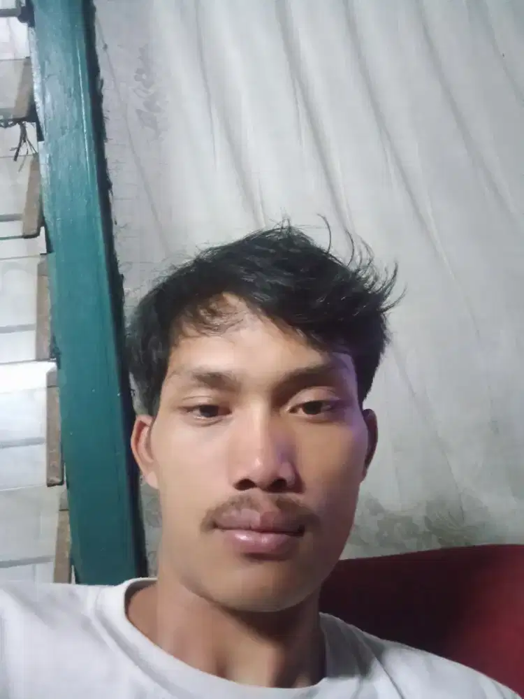 Nyari kerja apah ajah