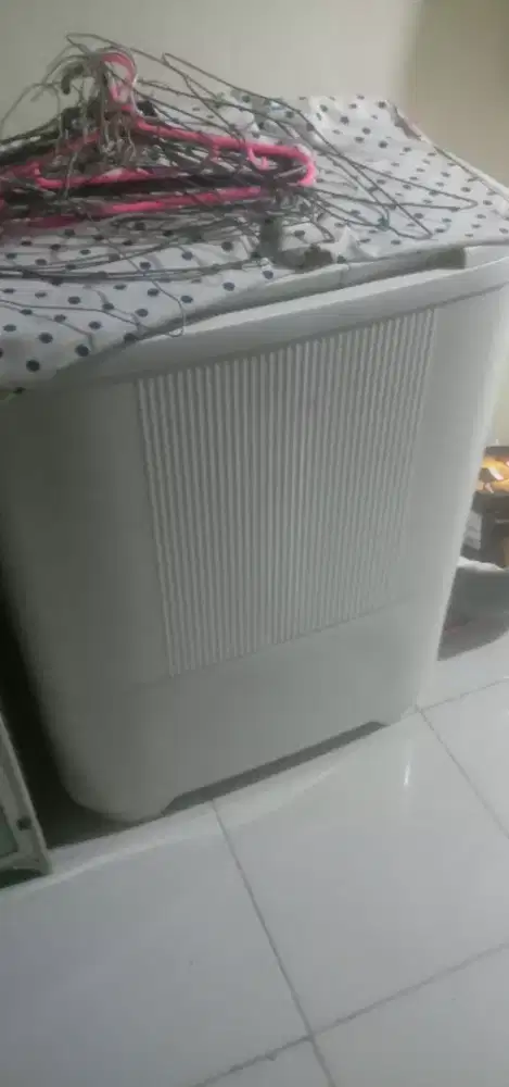 Mesin cuci 2 tabung