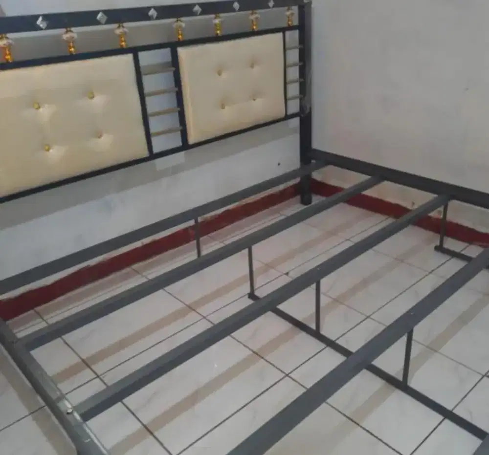 Rangka besi kasur 180 x 200