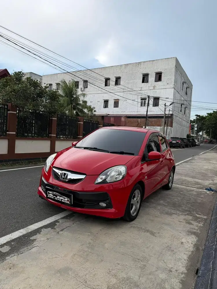 Honda Brio E tahun 2014 metic harga nego