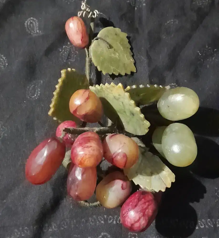 Buah anggur bahan batu