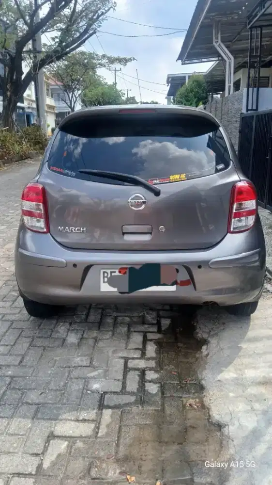 DIJUAL NISSAN MARCH MANUAL KM RENDAH
