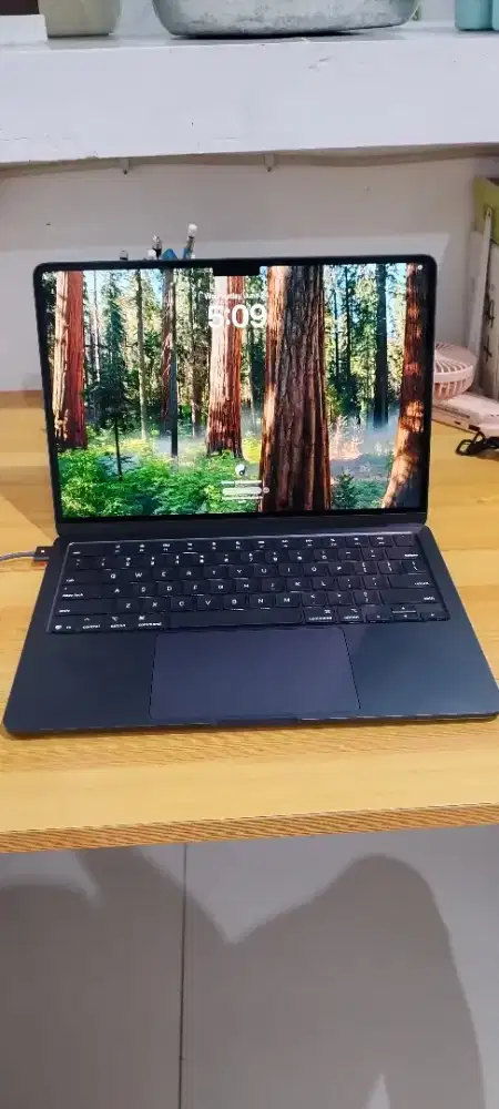 BU Macbook Air m4 13 Inch
