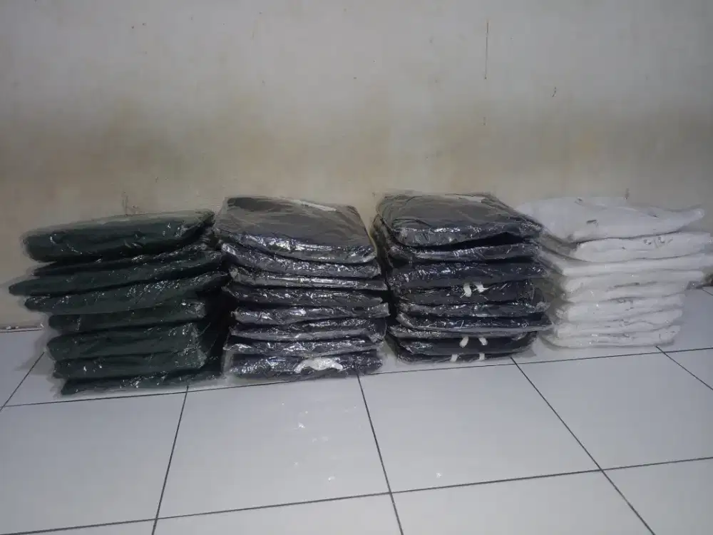 SWEATER / JAKET POLOS