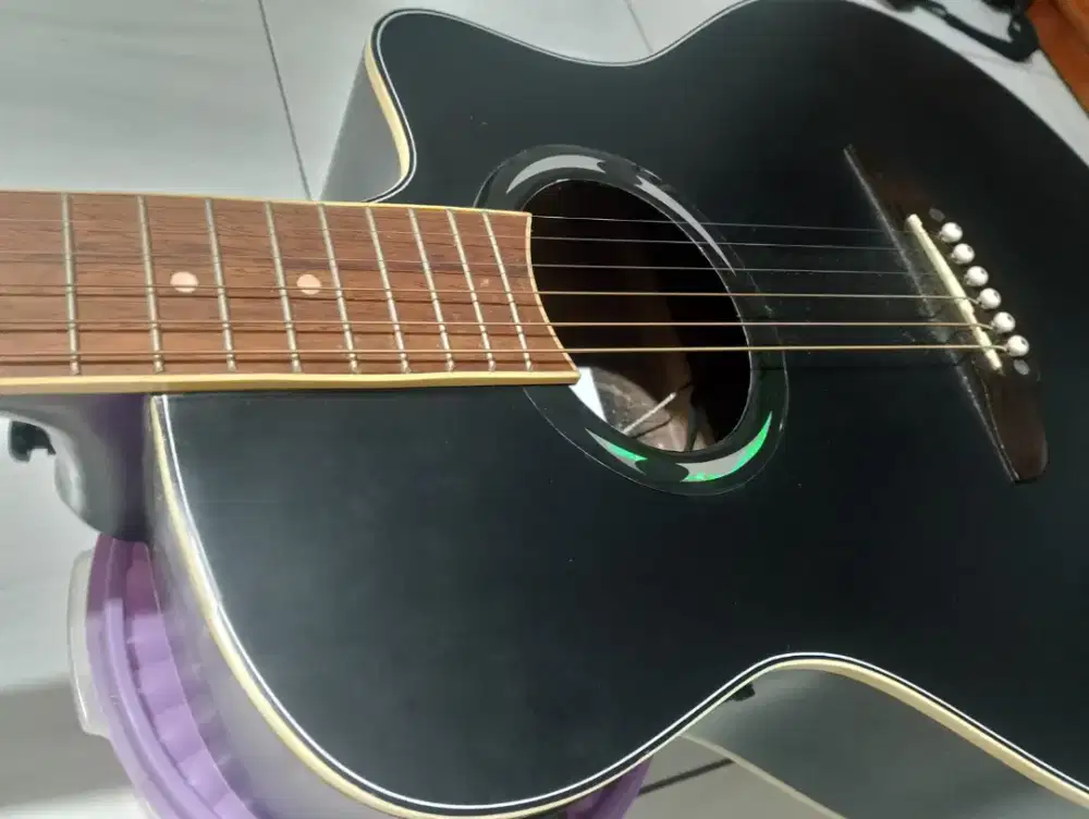 Gitar Akustik Yamaha APC 500II