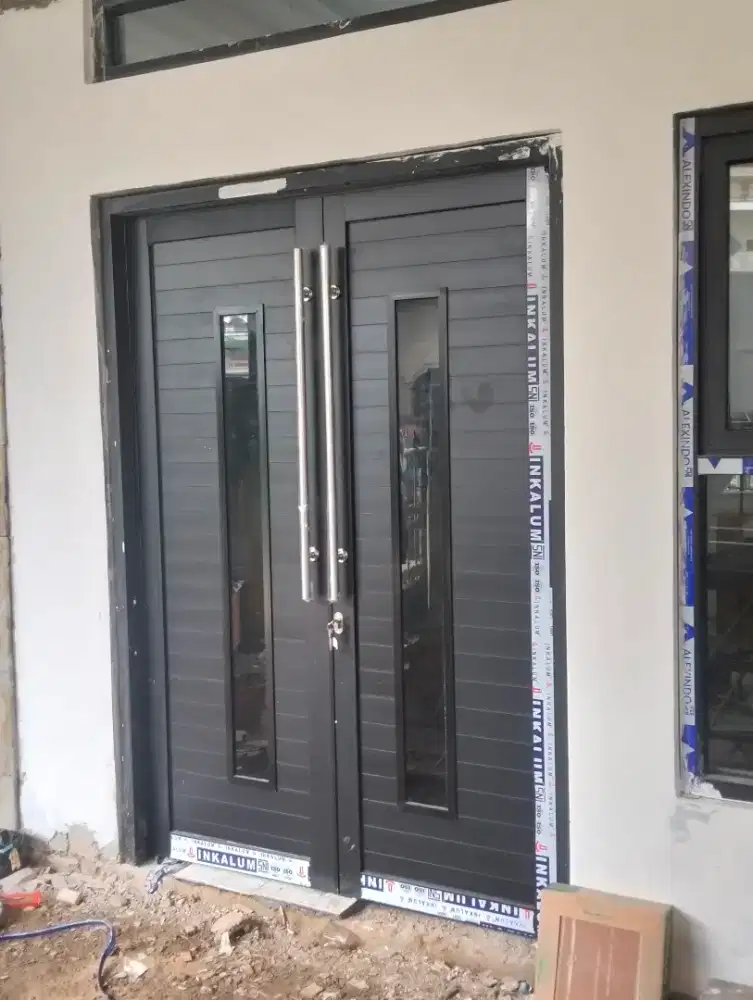 pintu almunium urat jati