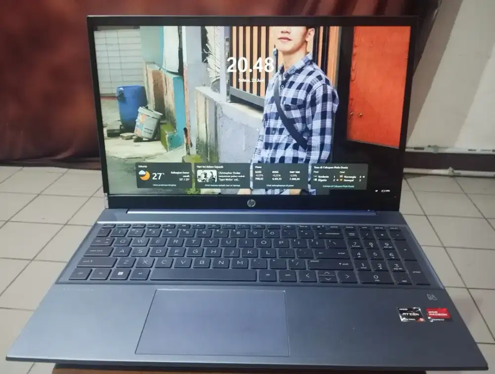 Laptop Hp favilion 15 Ryzen 5 550U Ram8/512gb