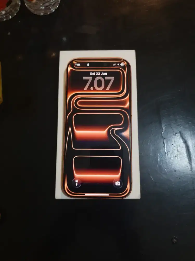 Ipon 17 Pro grs ibox mulus %