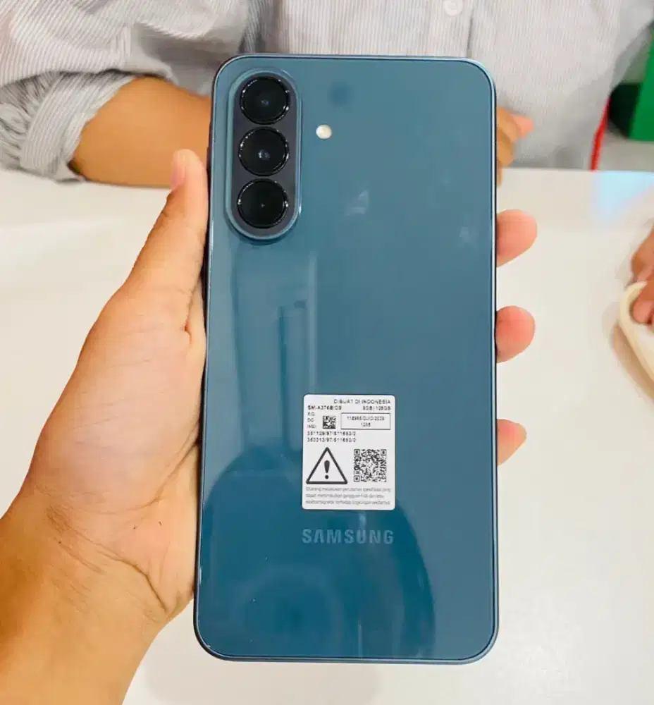 Samsung A37 8/128
