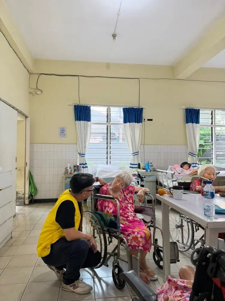 STAFF YAYASAN ACONG PEDULI