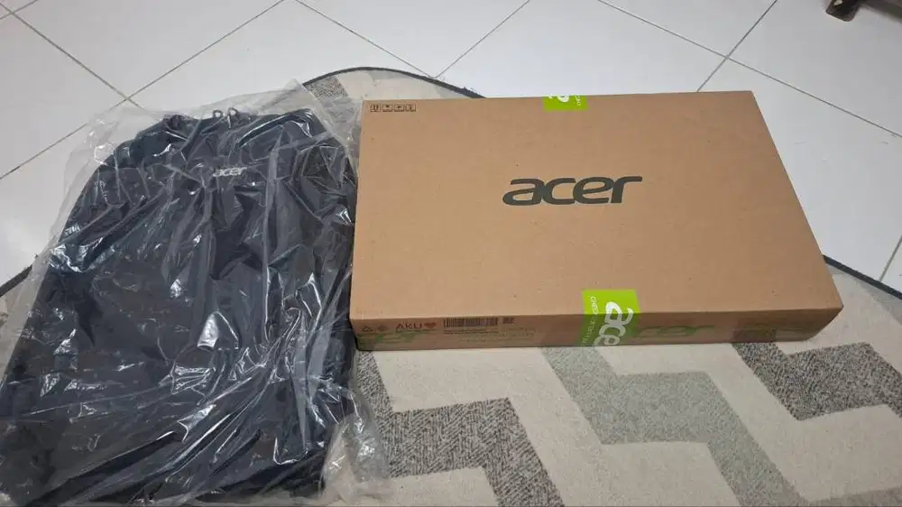 Acer Travelmate P214