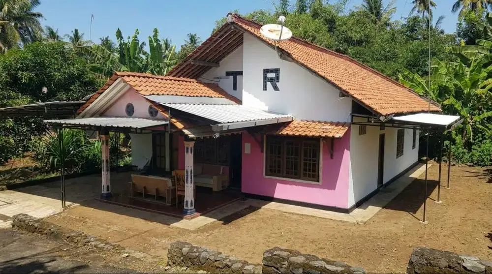 Rumah Pribadi Hook (Posisi Pojok) dengan View Sungai - Prembun Kebumen