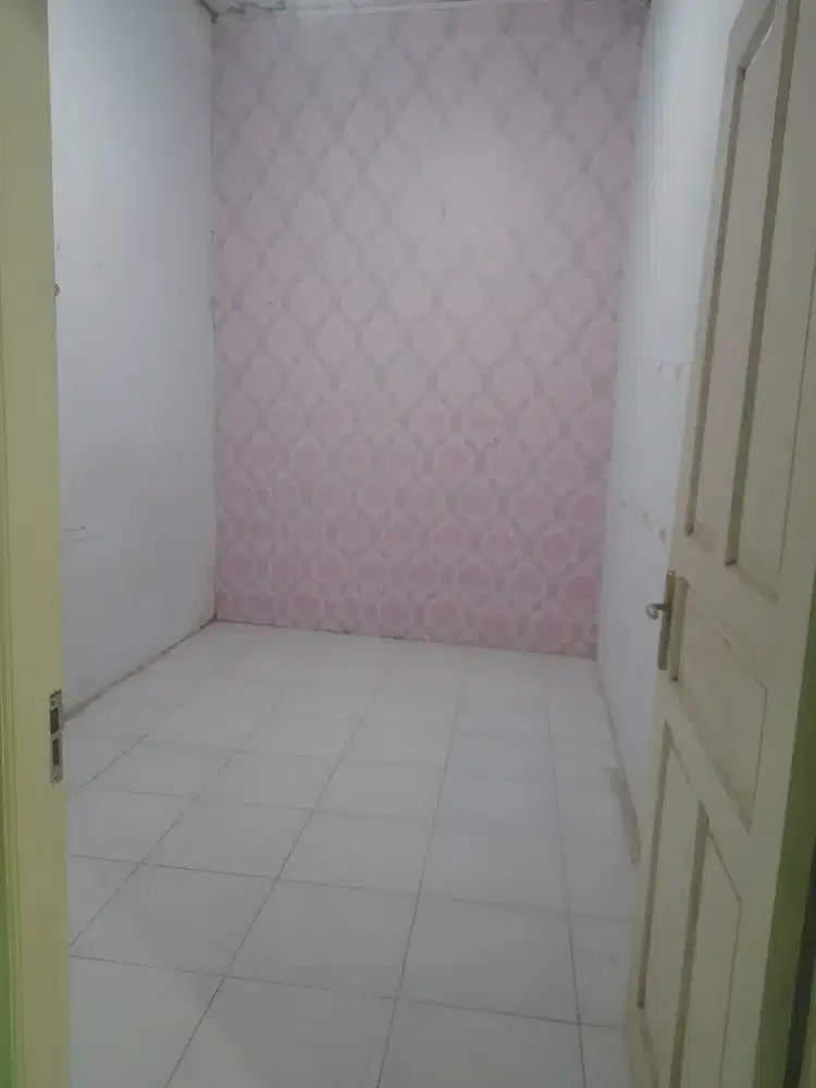 DIJUAL CEPAT KONTRAKAN ,MURAH KARENA BU