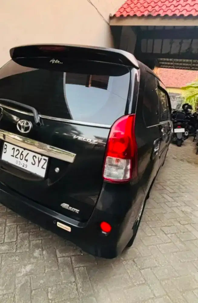 Toyota avanza veloz 2014