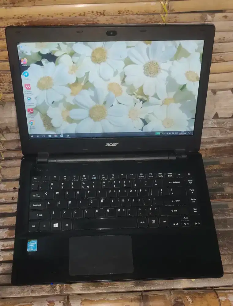 Laptop Acer Aspire E5 Intel core i3 4005U ram 4GB hardisk 500GB cm 980