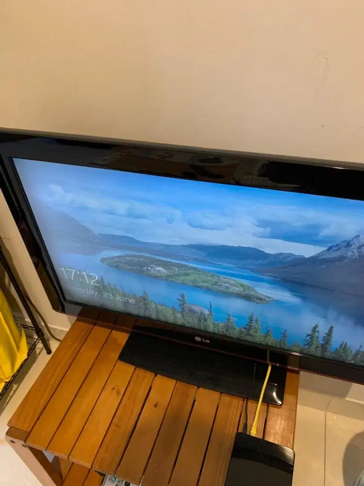 TV LCD LG 32 inch