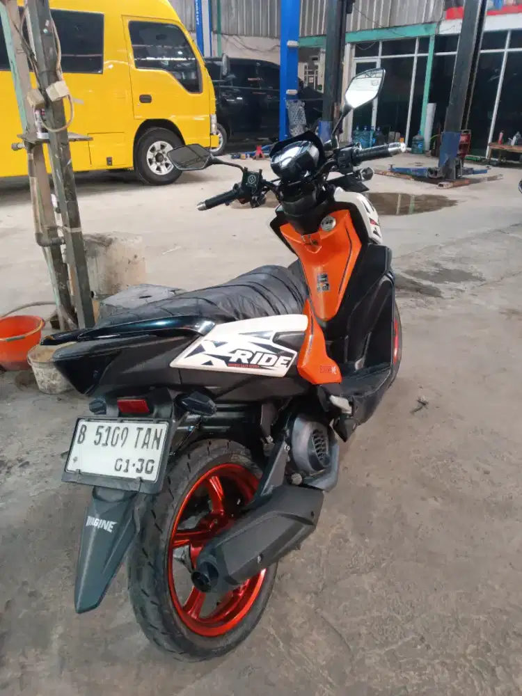 Jual ajah motor Yamaha X-Ride 125 motor masih bagus kelistrikan ok
