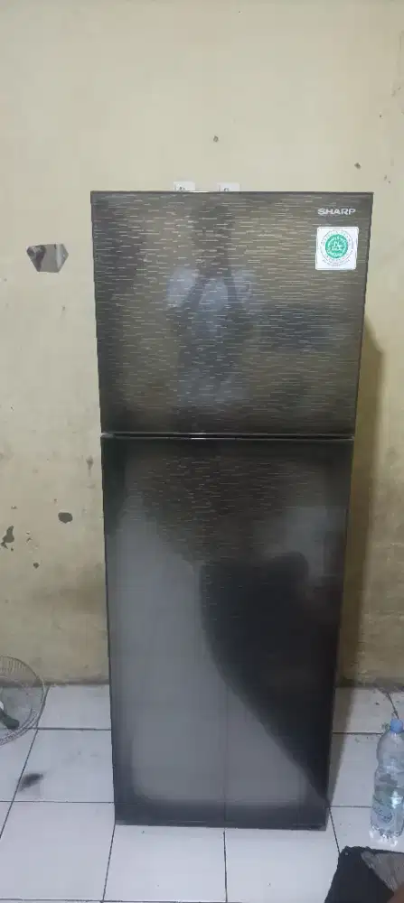 Kulkas 2 pintu sharp