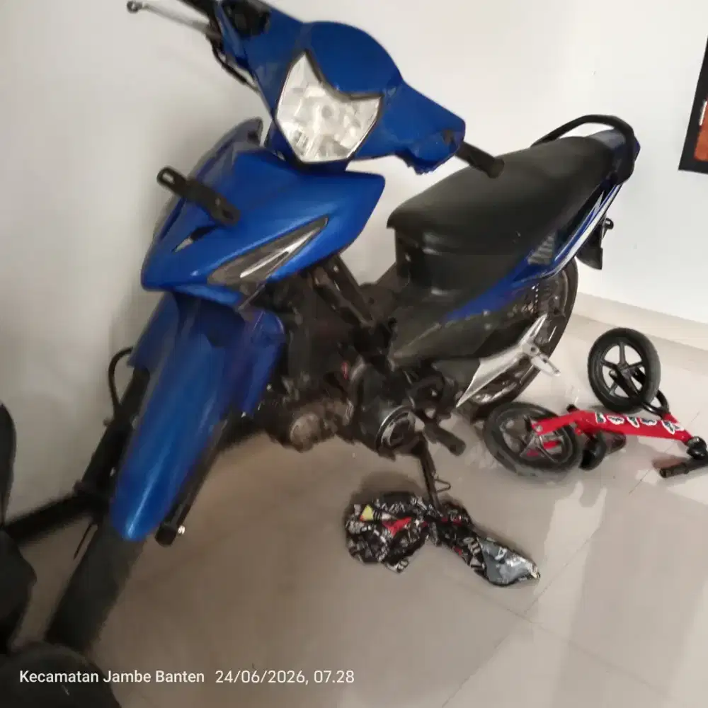 Jual motor  Honda revo