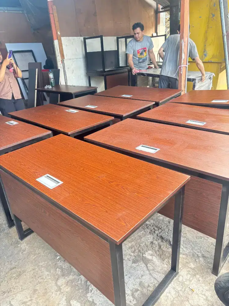Furniture Kantor Custom