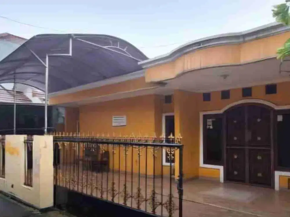 RUMAH ASRI JL PERINTIS PASAR REBO JAKTIM