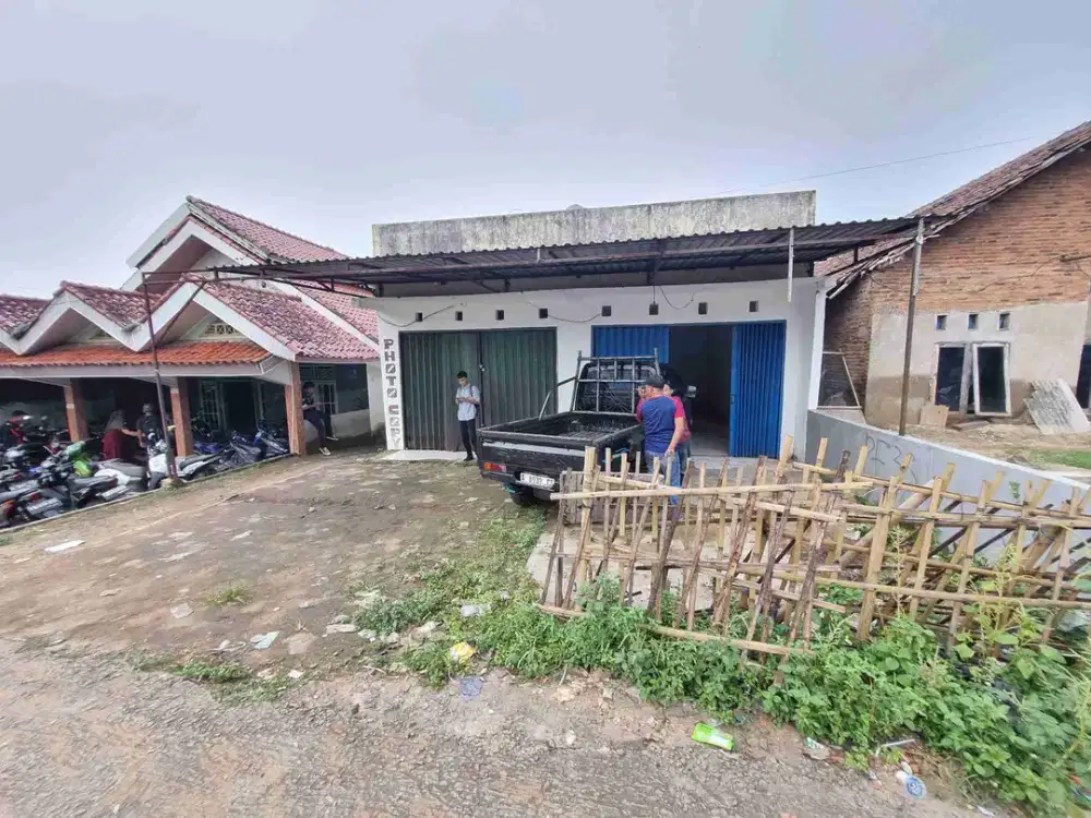 jual 2 ruko depan sekolah dan usaha penitipan motor