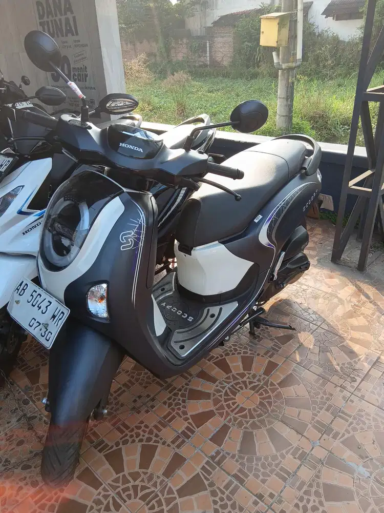Scoopy 2025 biru doff low km pajak baru Gbm