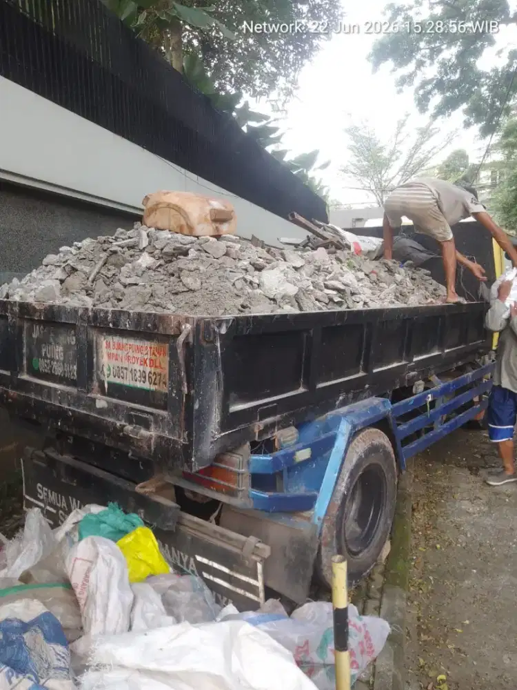 Jasa buang puing sampah