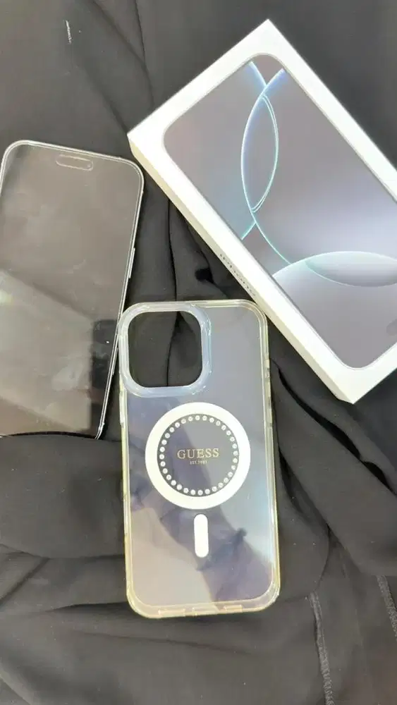 iPhone 16 Pro Max iBox