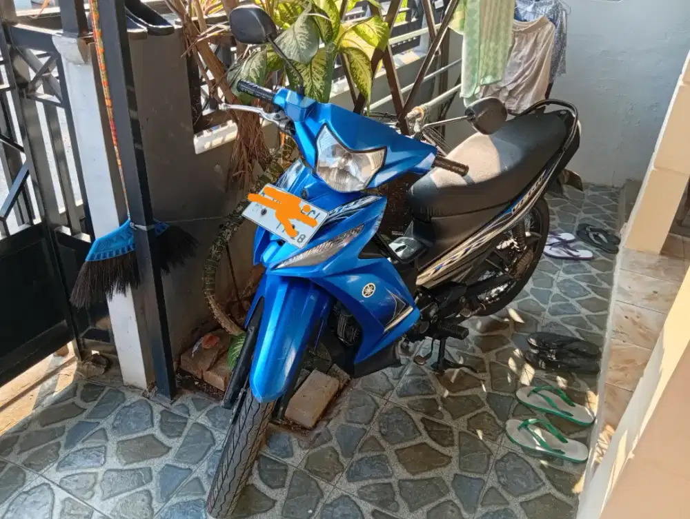 Motor Vega R tahun 2013 mulus