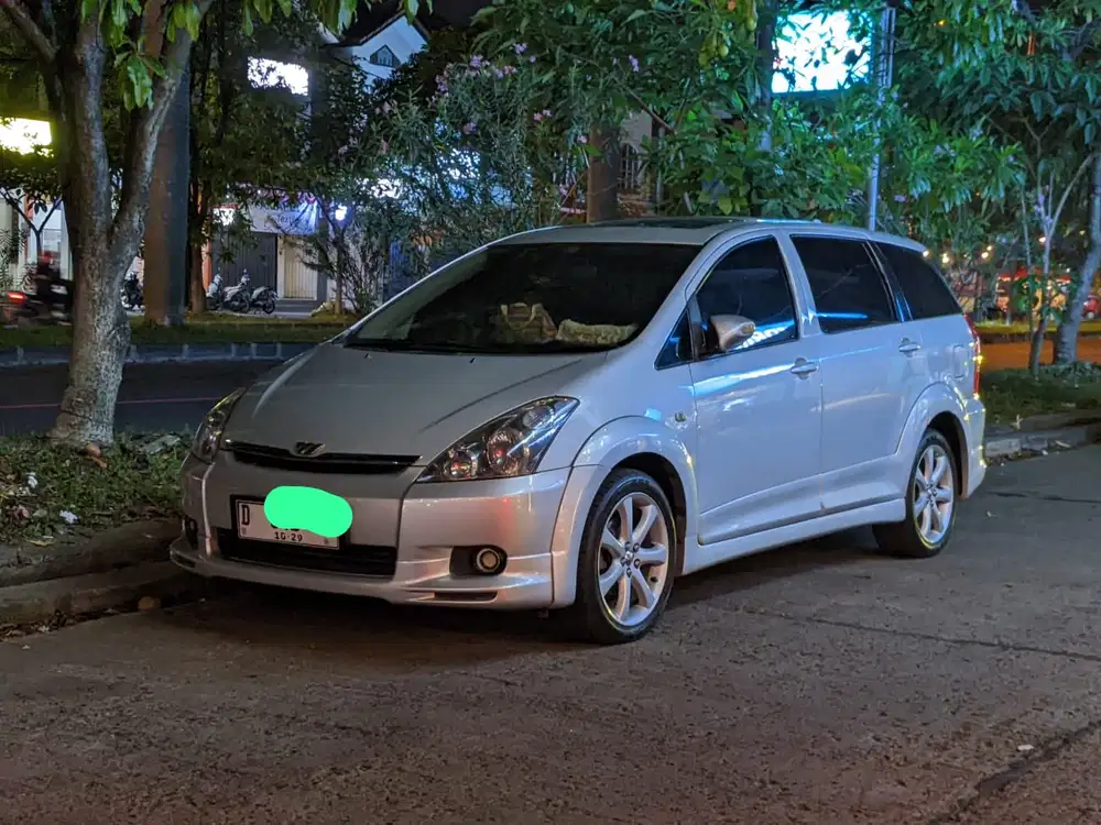 Toyota Wish G 2.0 AT (2005) FO