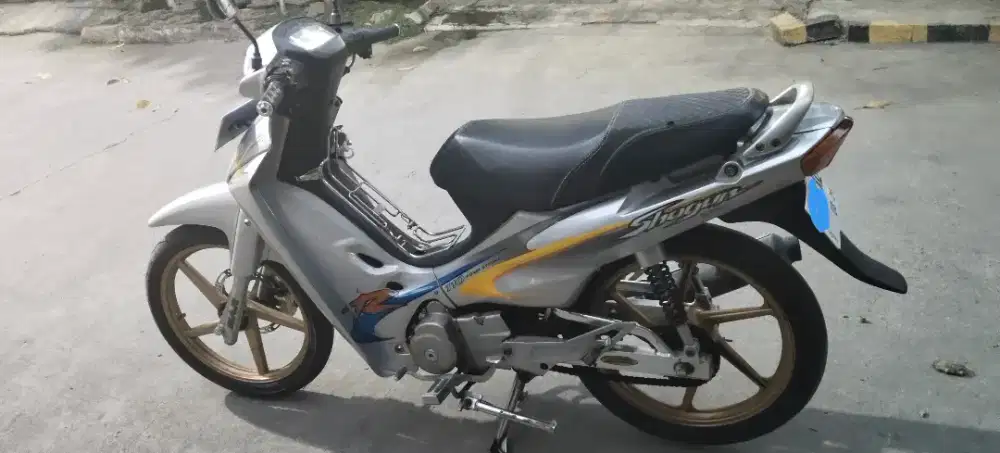 Suzuki Shogun 110 R