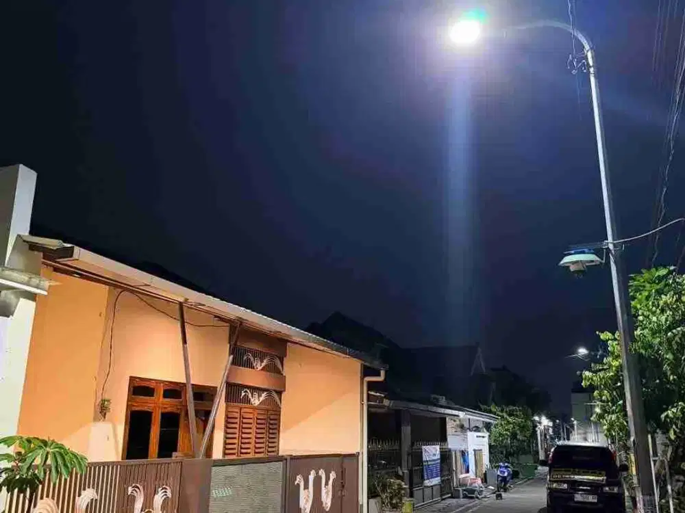 975 Juta • 135 m² Termurah‼DIJUAL Rumah Kedinding - Surabaya Utara