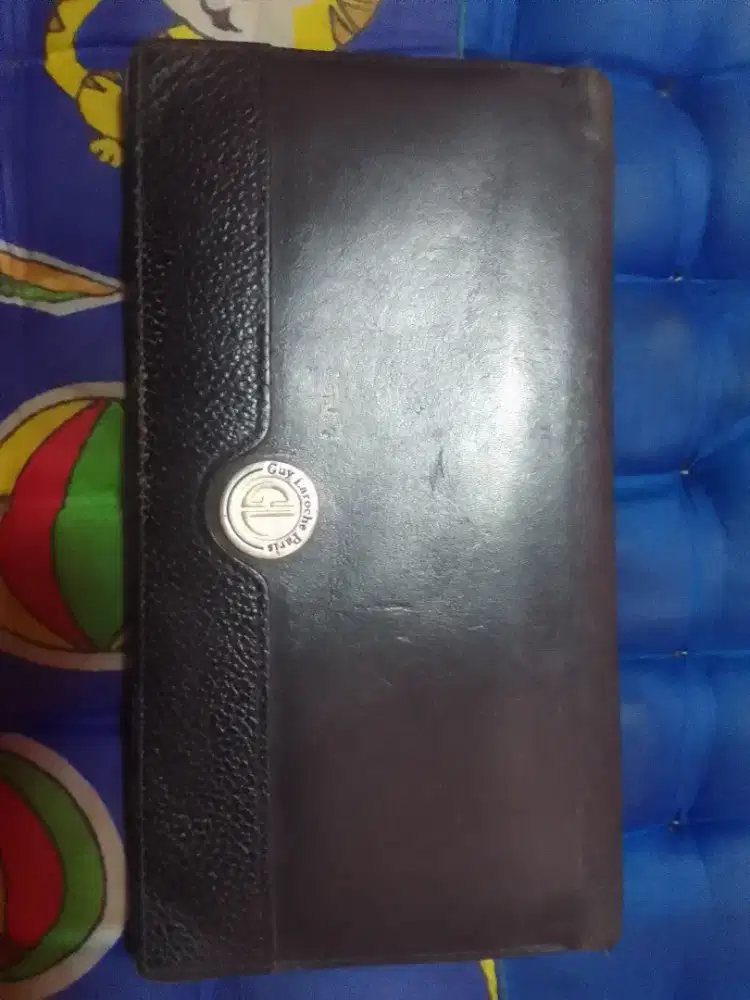 Dompet wanita guy laroche