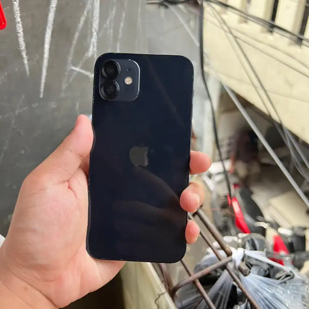 iPhone 12 64GB FULLSET INTER ALL OPERATOR