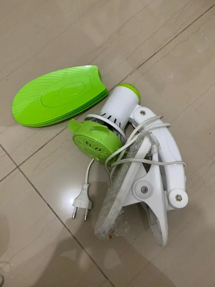 Kipas gantung, duduk, meja