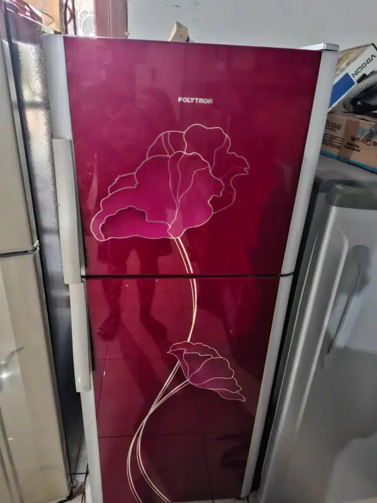 Kulkas polytron 2 pintu cikarang utara