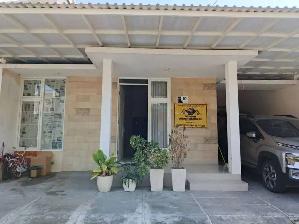 Dijual ! Rumah Cantik Milik Pribadi di Jombang