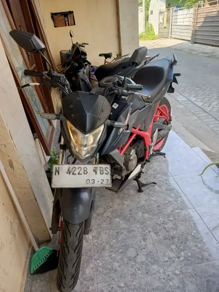 Honda CB150R Bekas
