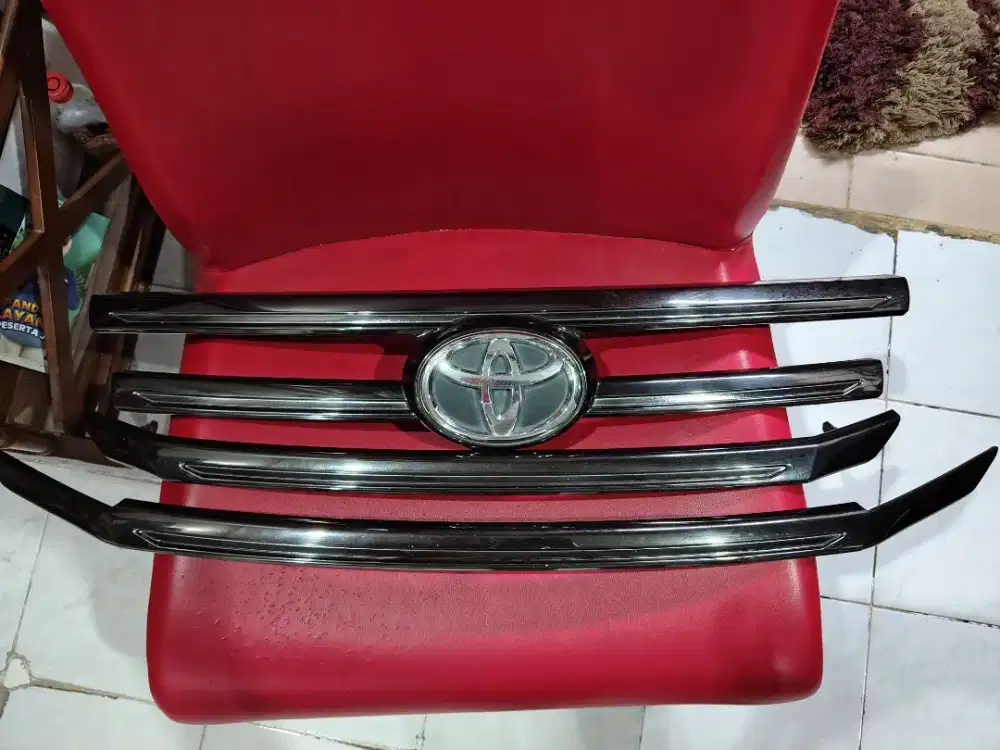 Gril depan ORI All New Toyota Rush TRD Sportivo 2017 keatas
