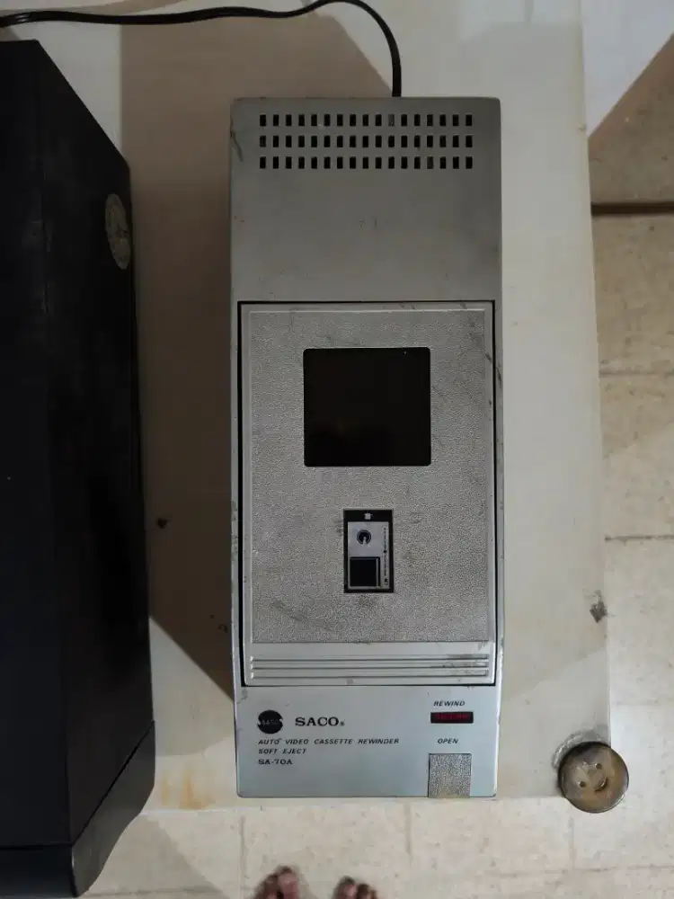 Barang kolektor pemutar kaset video betamax kondisi mati
