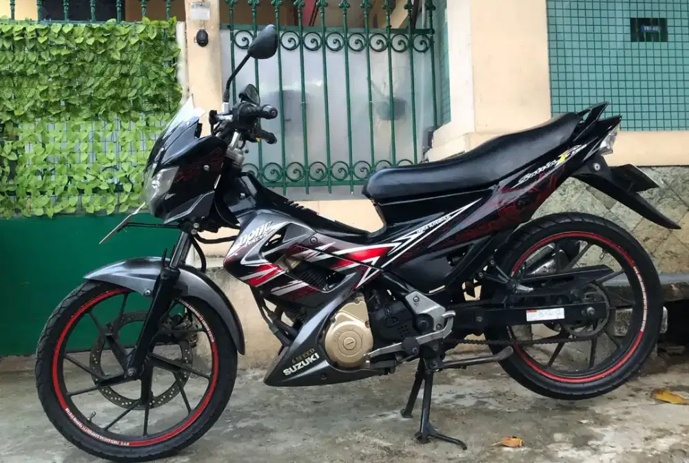 Suzuki satria fu150 scs 2012 barong hitam ori standar