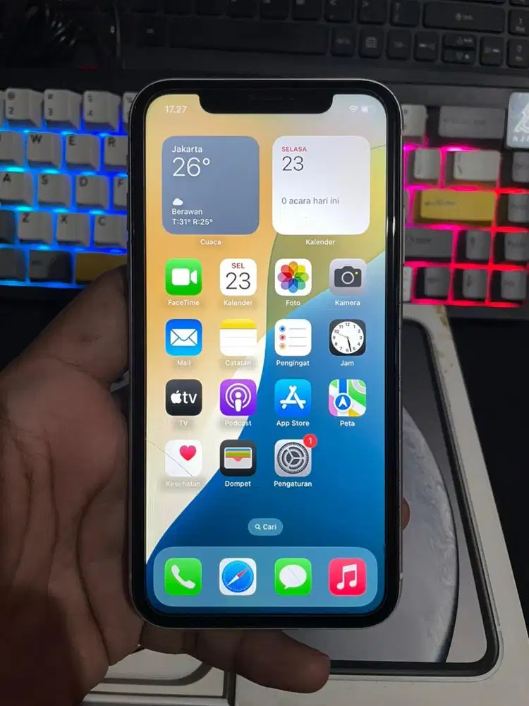 iPhone XR 64GB iBox