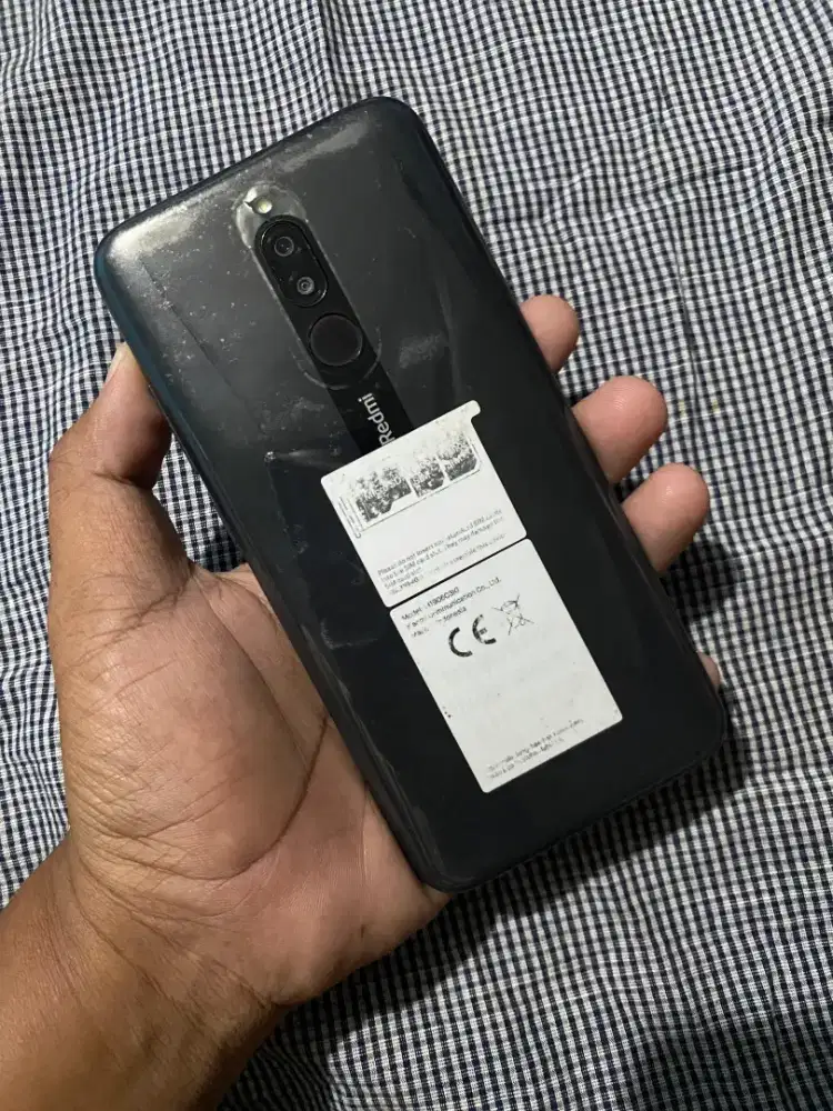 Redmi 8 4/64 gb