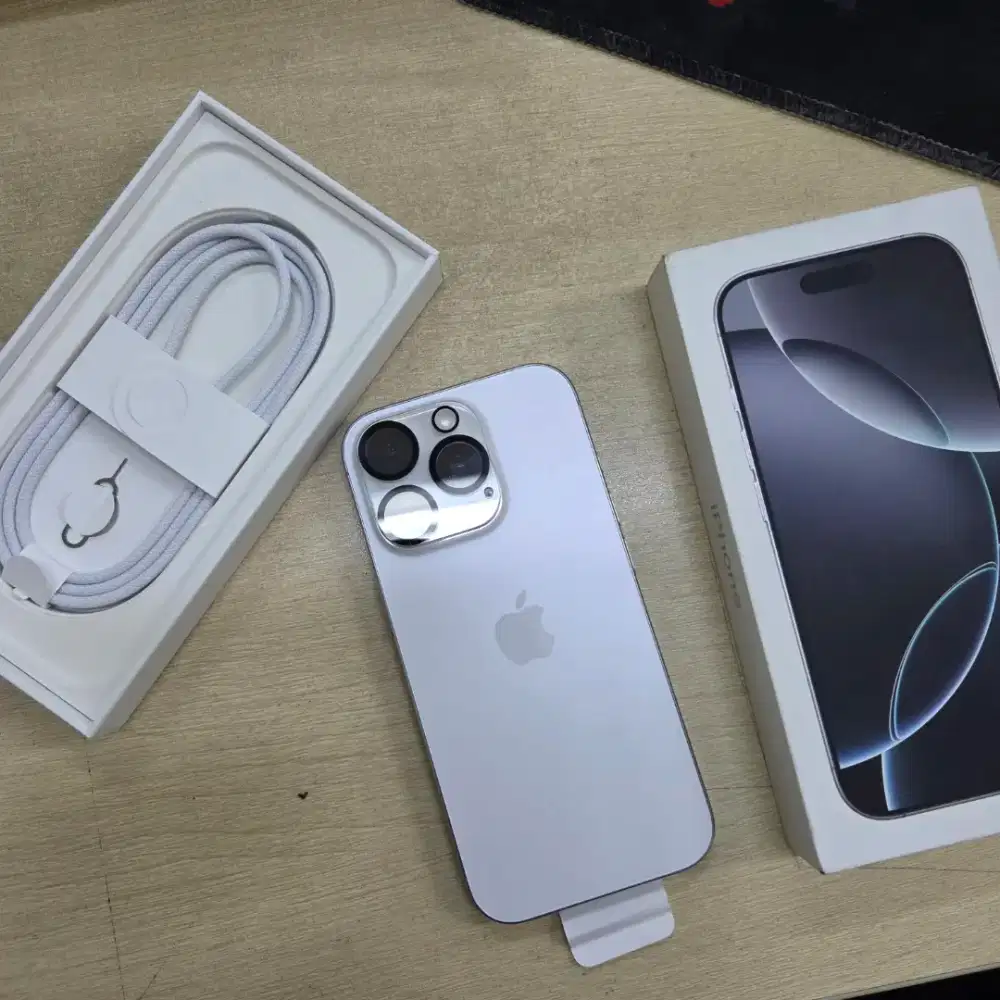 Iphone 16 Pro 1TB White Titanium Inter Garansi ON.